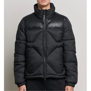 J. Lindeberg Lambray Puffer Logo Jacket Size Small NWT Solid Black